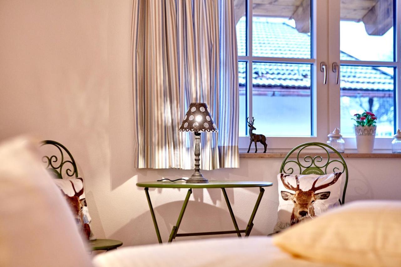 Ferienwohnung Eckbauer جارمش بارتنكيرشن الغرفة الصورة